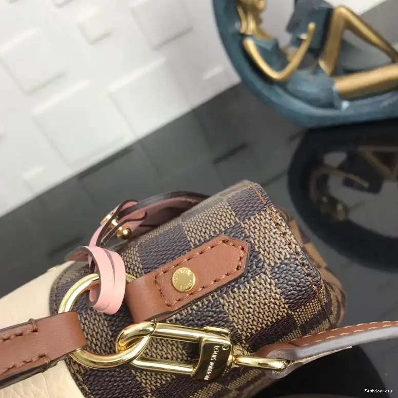 Fashionreps Bags 1906BL0115 LV 0713